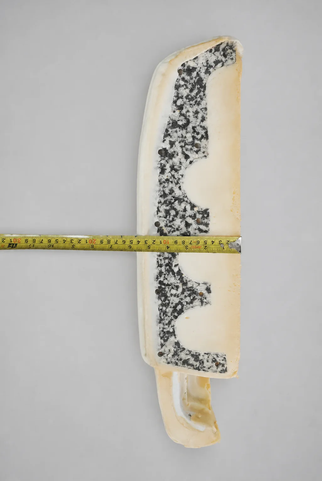 升级前原车靠背海绵尺量实拍，厚度14cm